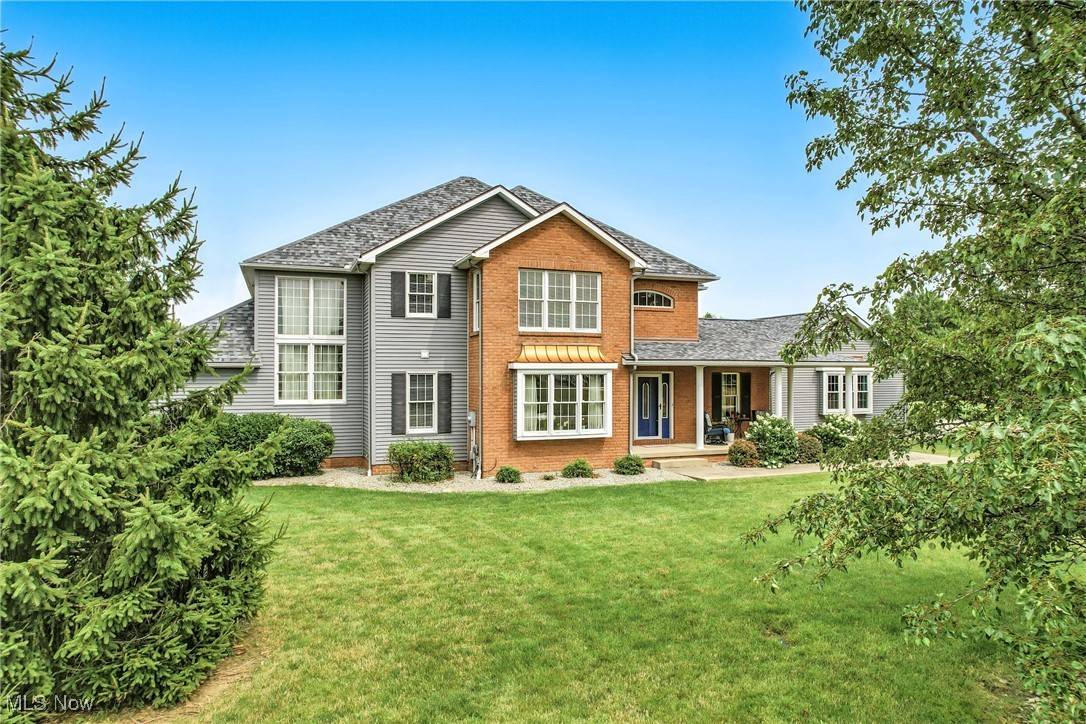 6388 Brianna WAY NW, Warren, OH 44481
