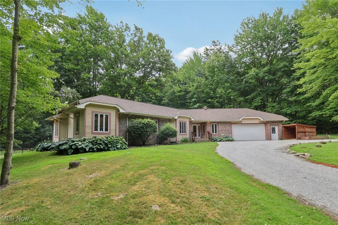Madison, OH 44057,5643 Chapin RD