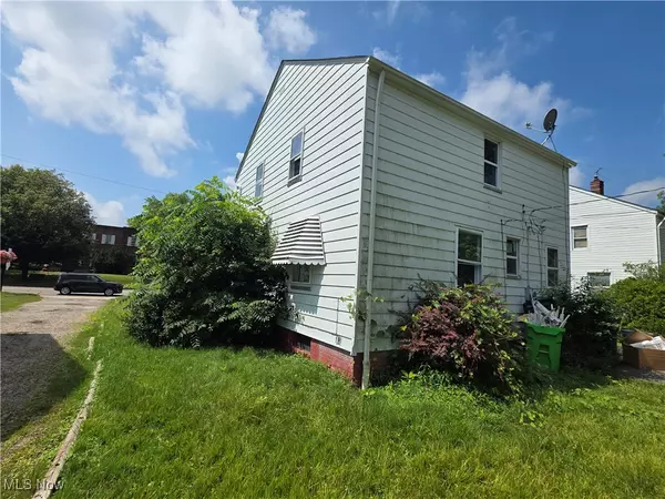 Warrensville Heights, OH 44122,20705 Harvard AVE