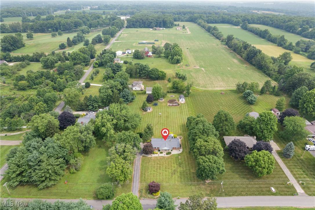 New Franklin, OH 44216,3111 Serfass RD