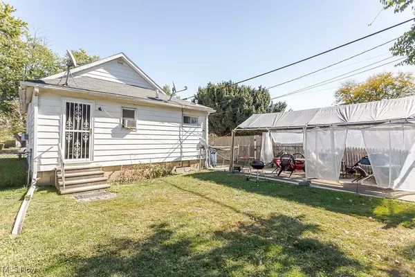 Toledo, OH 43611,3519 Terrace DR
