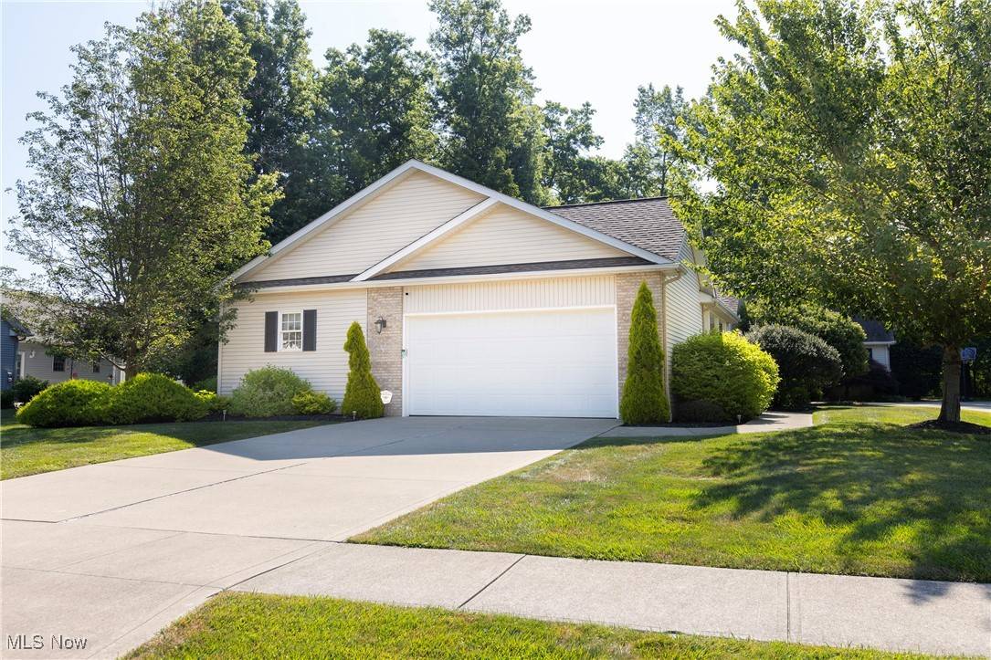 Vermilion, OH 44089,829 Dogwood LN