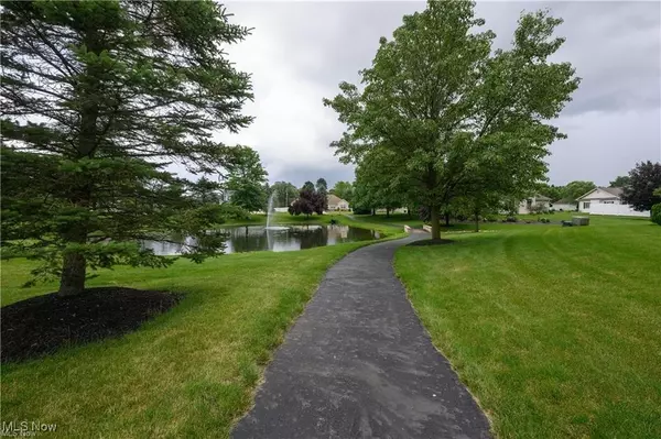Strasburg, OH 44680,1011 Sequoia DR NW
