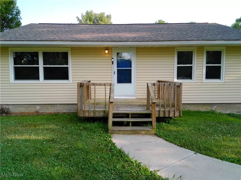 5476 Chippewa RD, Medina, OH 44215