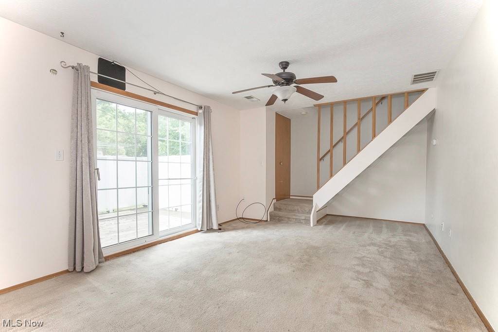 Middleburg Heights, OH 44130,20325 Williamsburg CT #310B