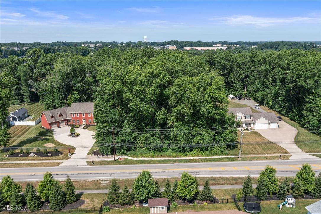 2250 Jaycox RD, Avon, OH 44011