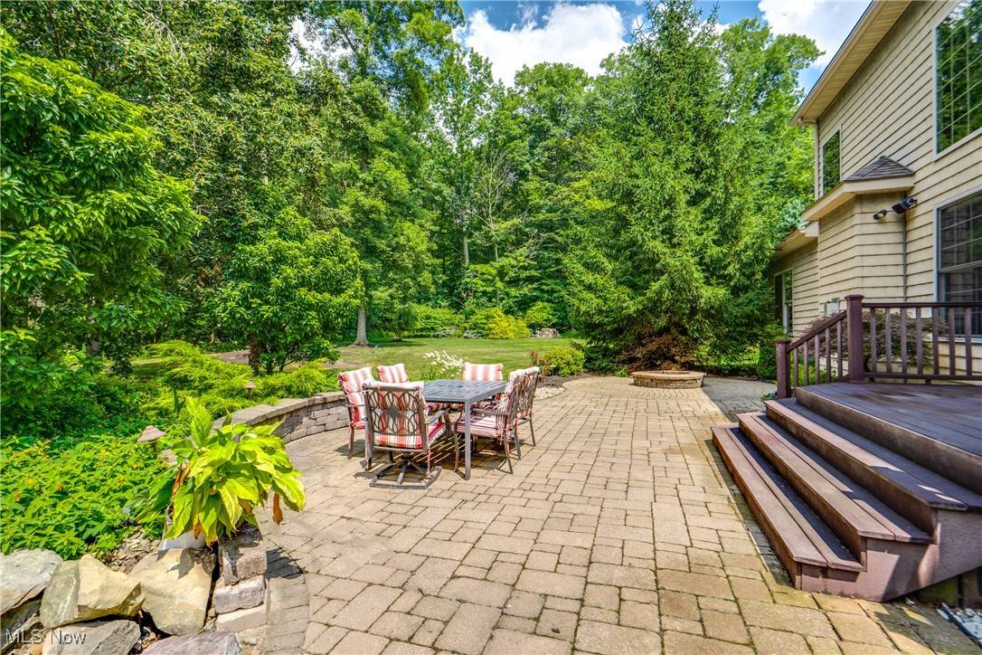 Medina, OH 44256,6424 Highland Green DR