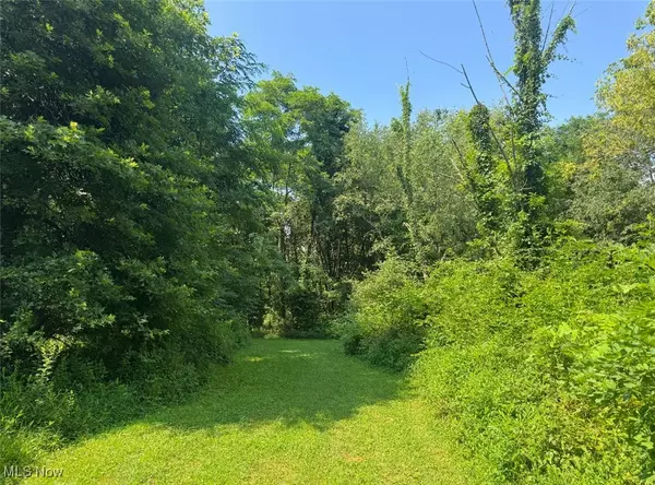 Mansfield, OH 44903,832 State Route 314 N