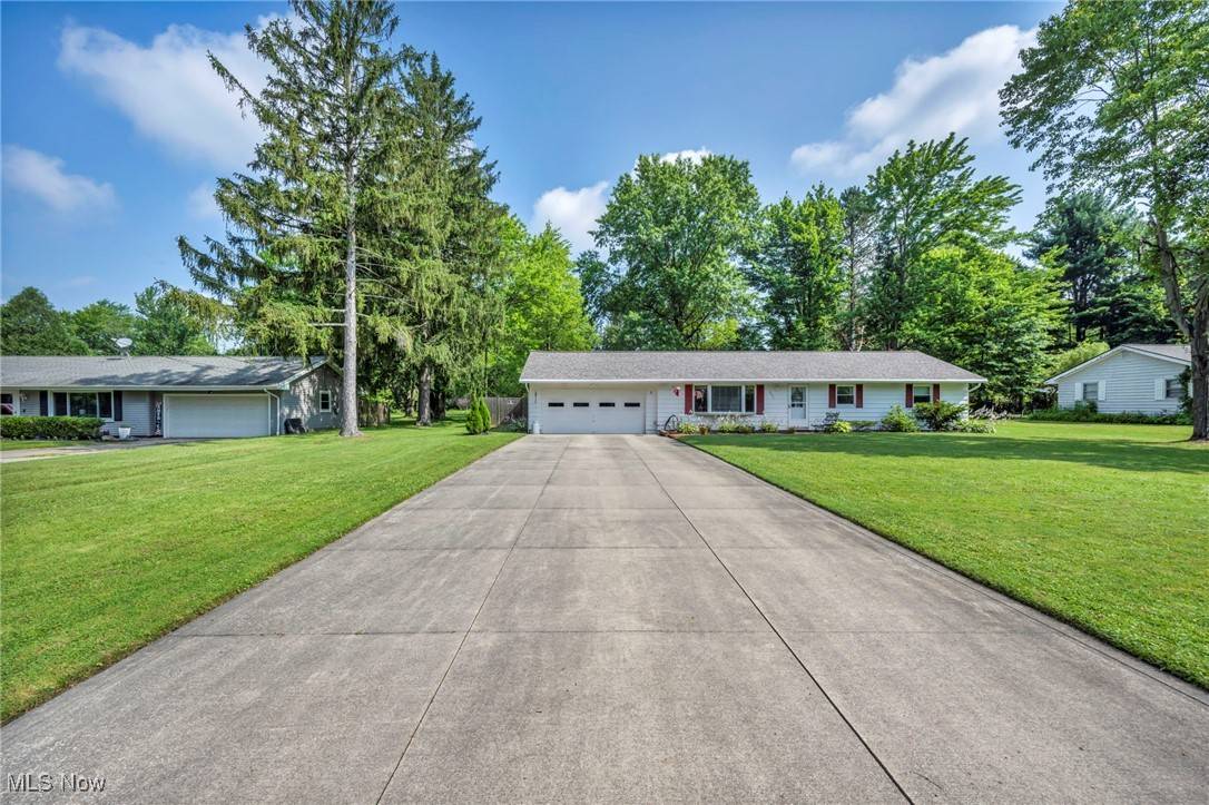 Hudson, OH 44236,2061 Garden LN