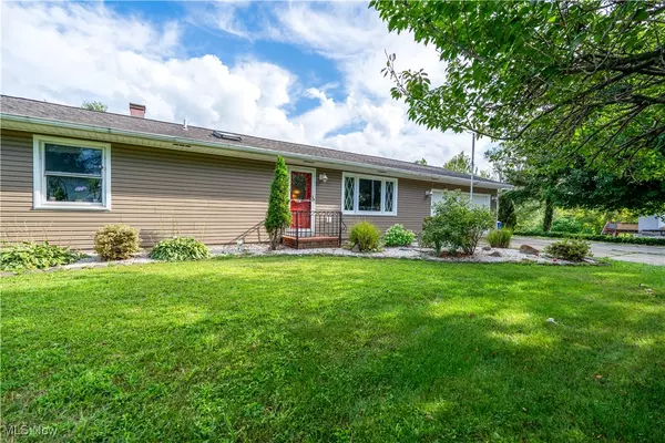 659 Lake RD, Conneaut, OH 44030