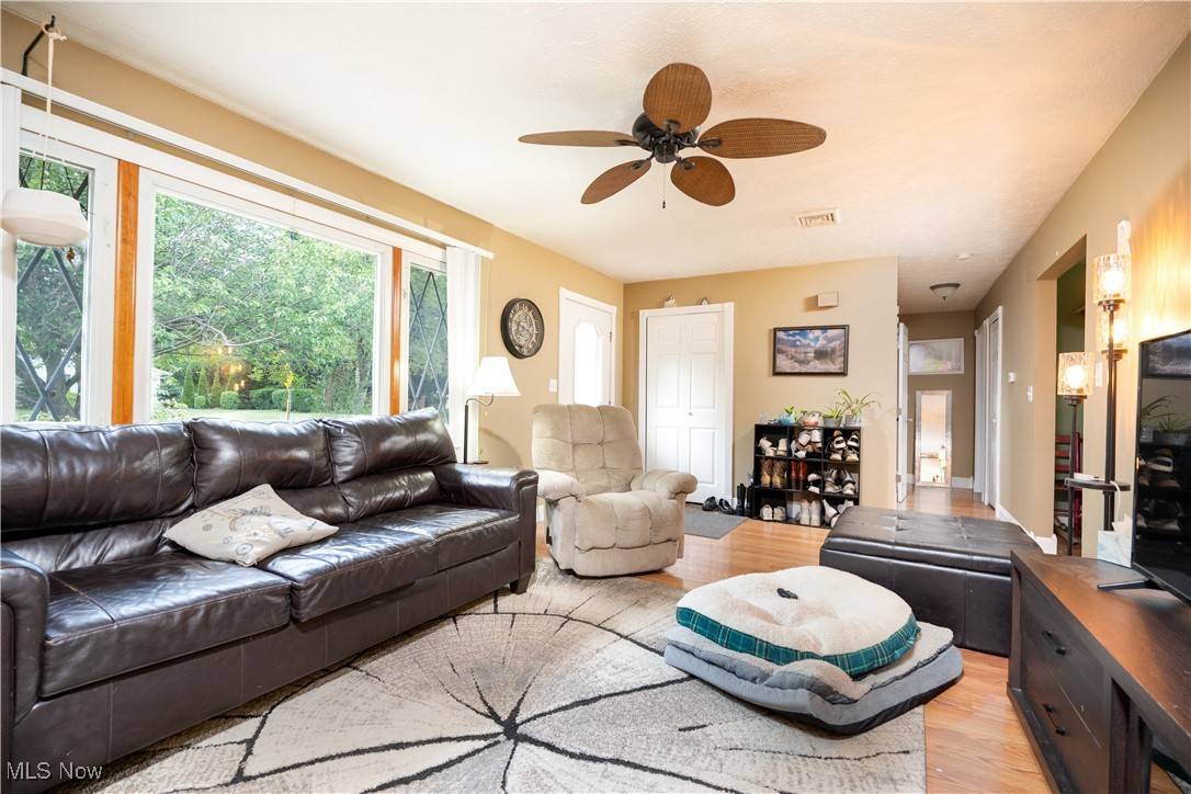 Conneaut, OH 44030,659 Lake RD