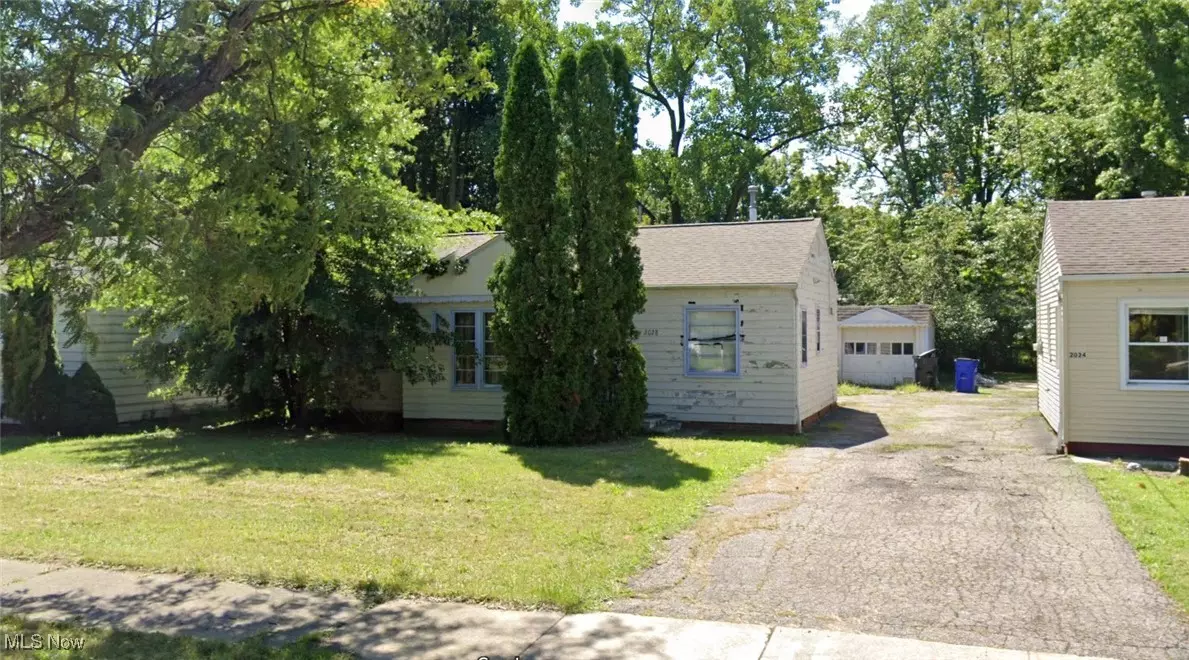 Cleveland, OH 44121,2028 N Green RD