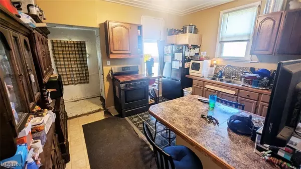 Toledo, OH 43605,627 Greenwood AVE