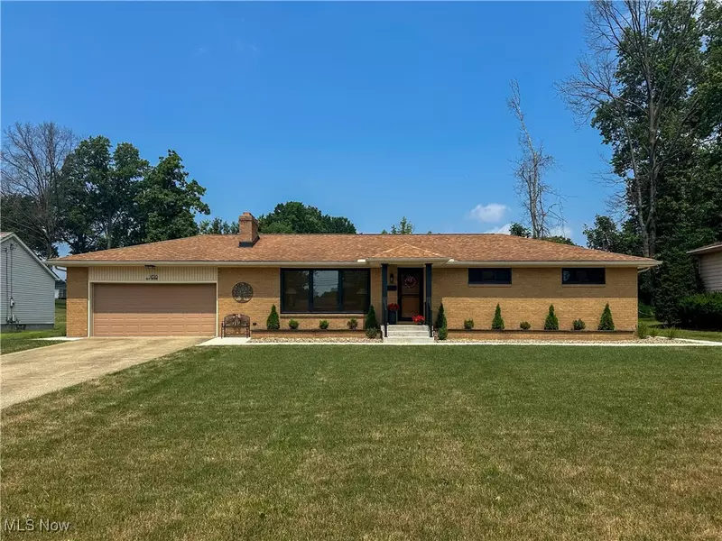1836 Taft AVE, Niles, OH 44446