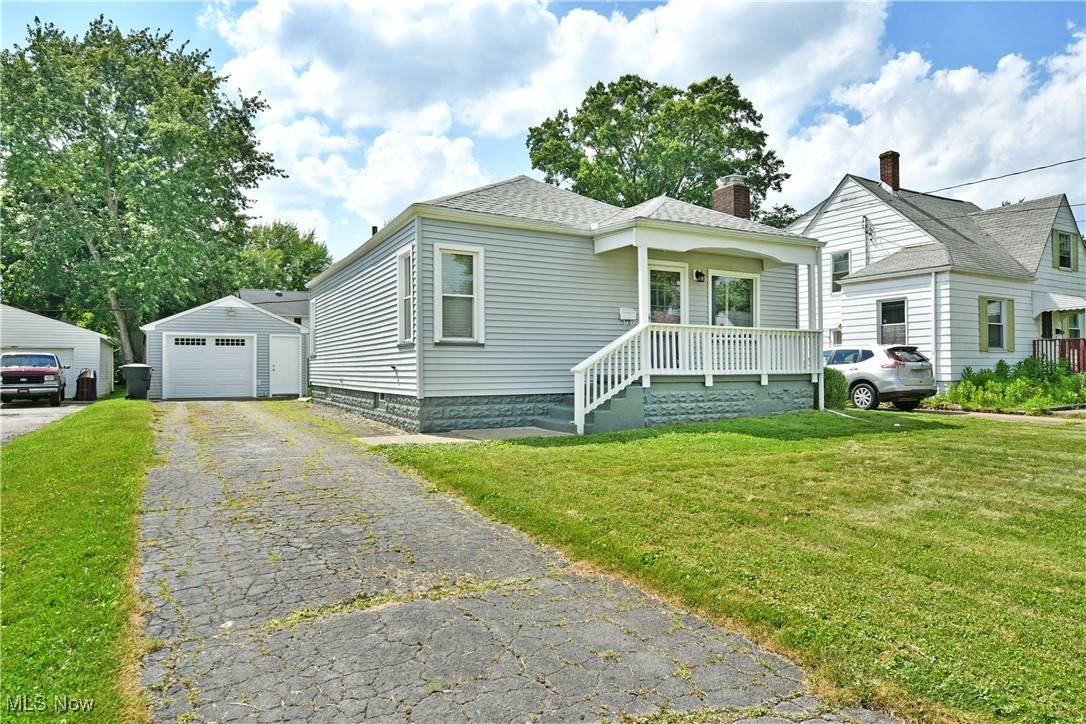 Warren, OH 44483,364 Meadowbrook AVE SE