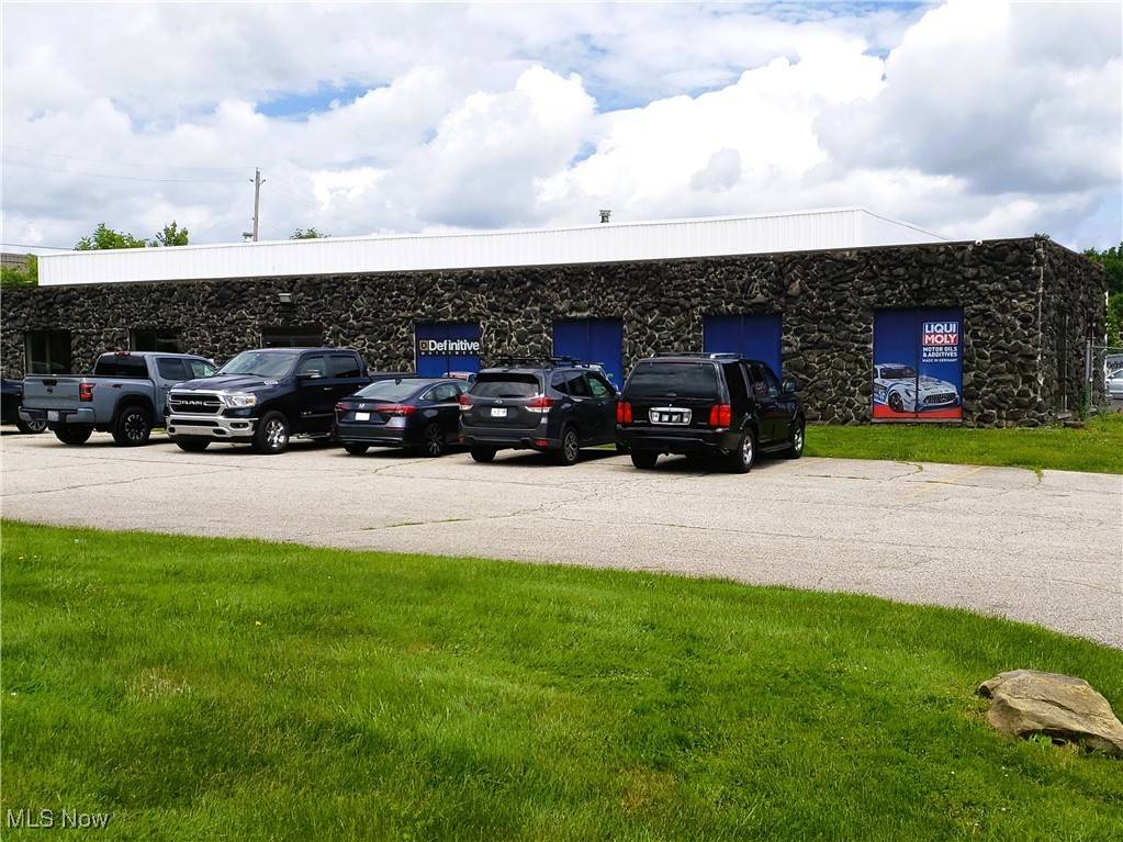 Twinsburg, OH 44087,2021-2035 Midway DR