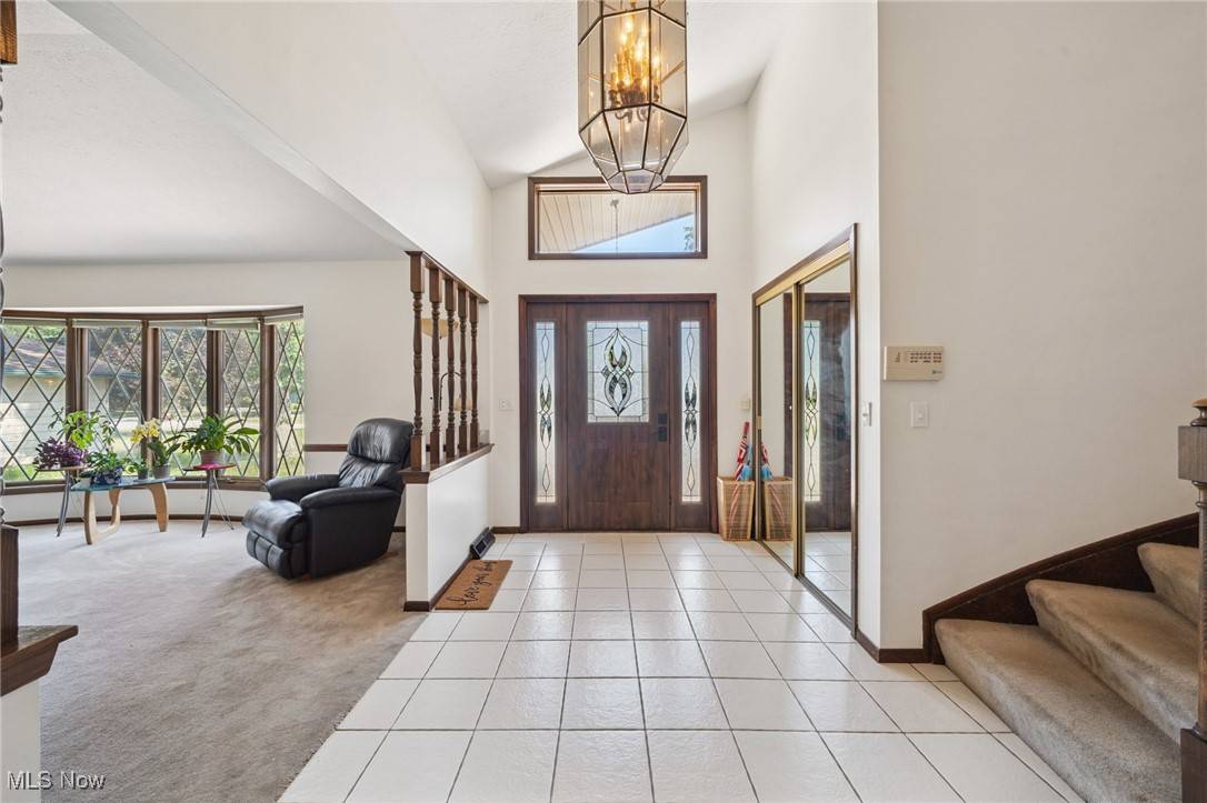 Westlake, OH 44145,27642 Whitehill CIR