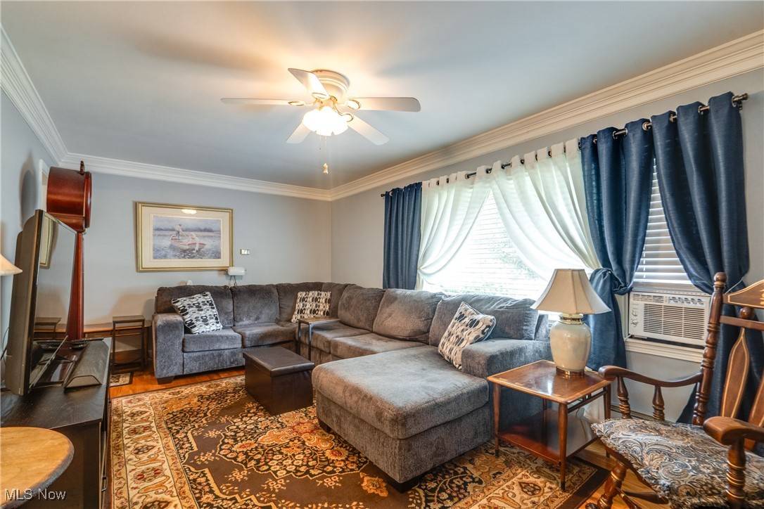 Mentor, OH 44060,6239 Meadowbrook DR