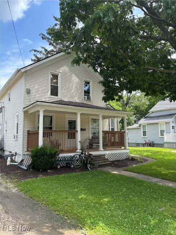 206 Court ST,  Chardon,  OH 44024
