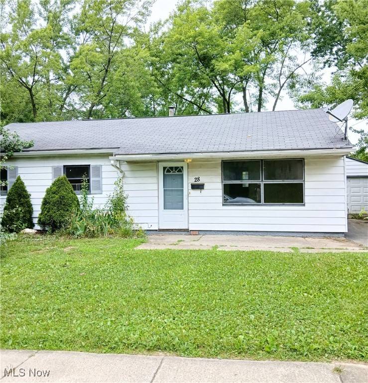 28 Wilmette LN, Youngstown, OH 44505