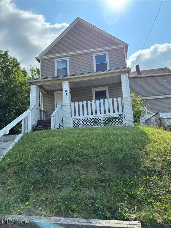 909 Grant ST, Akron, OH 44311