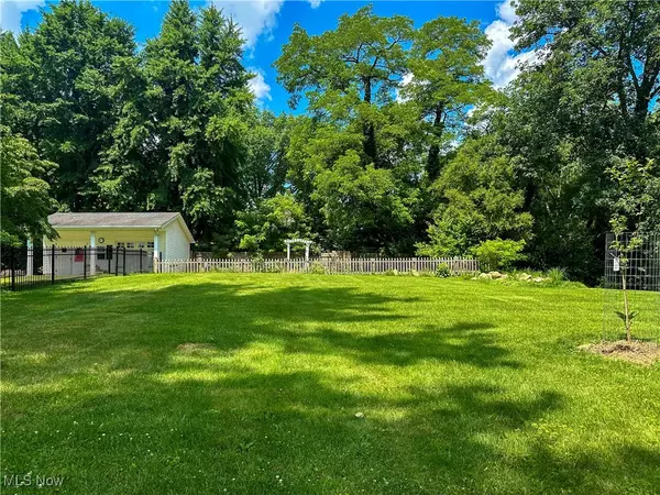 Youngstown, OH 44505,2782 Logan WAY