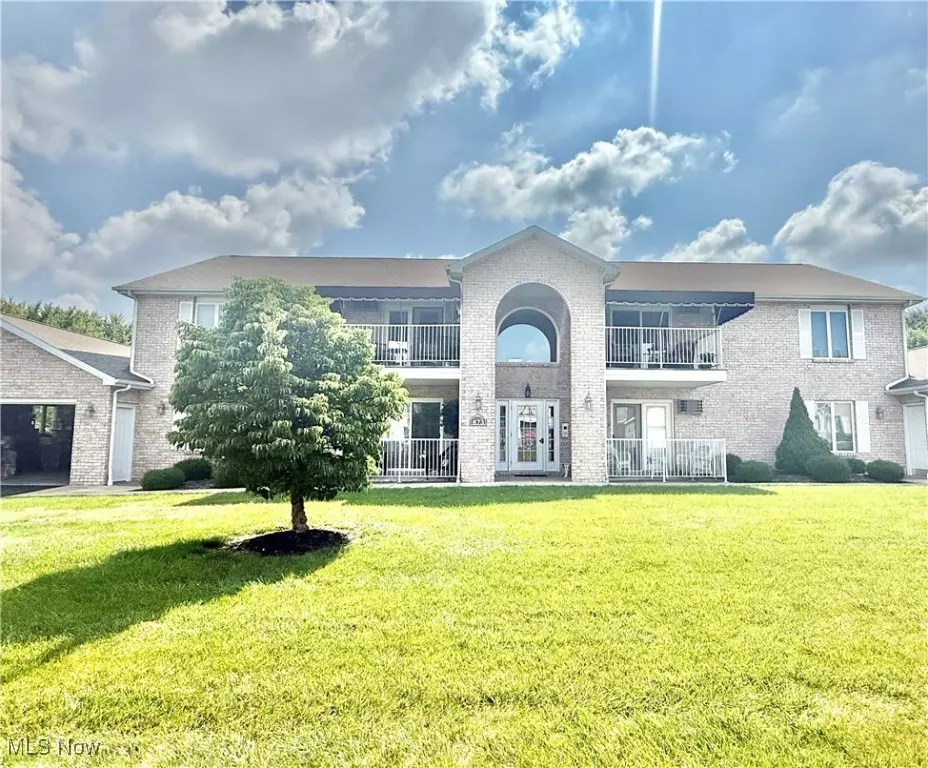 Youngstown, OH 44512,873 Auburn Hills DR #3