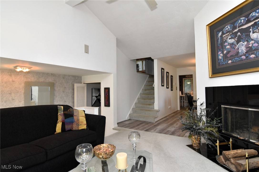Beachwood, OH 44122,2174 Halcyon RD