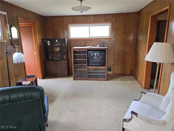 Malta, OH 43758,360 Glass RD