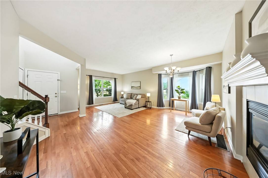 North Ridgeville, OH 44039,35191 Schoolhouse LN