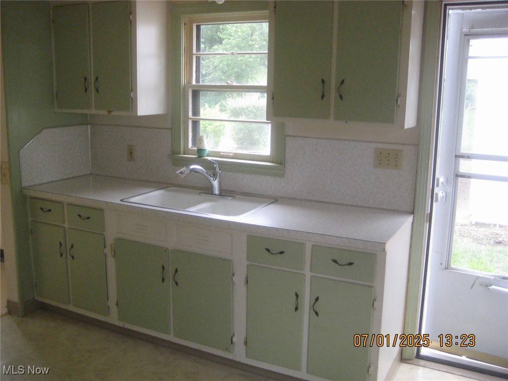 Canton, OH 44714,1610 Colonial BLVD NE