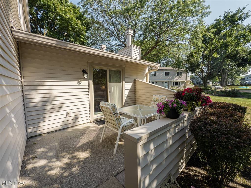 Westlake, OH 44145,3181 Bay Landing DR #17