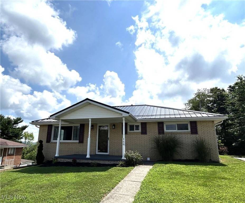 268 Skyview DR, Weirton, WV 26062