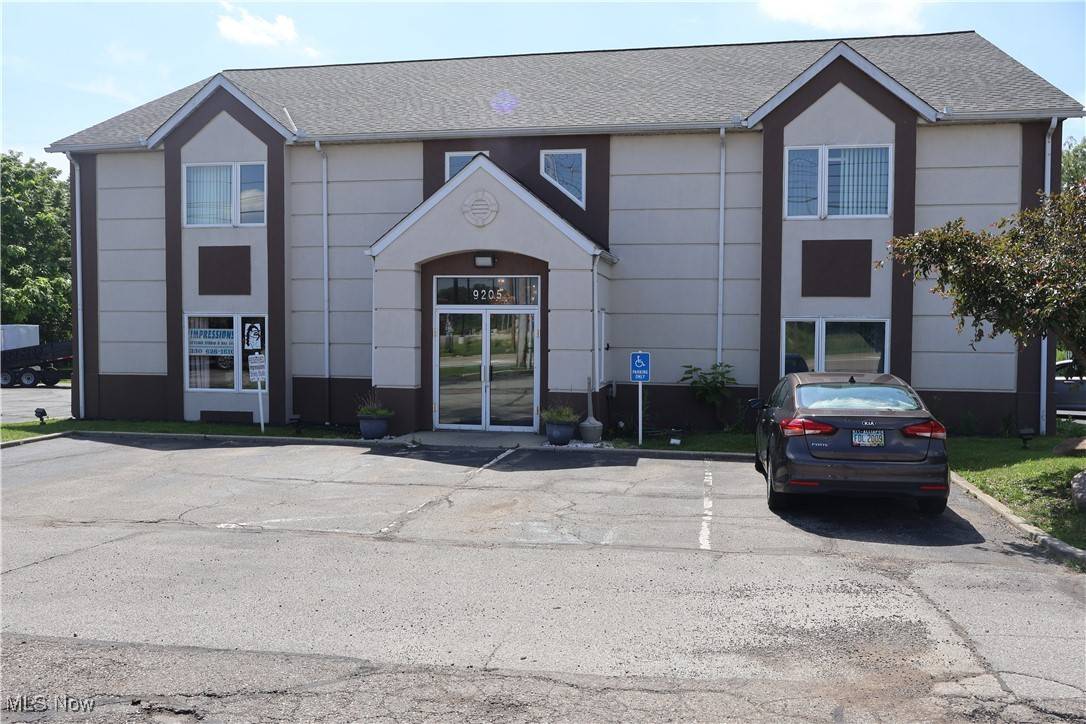 9205 State Route 43, Streetsboro, OH 44241