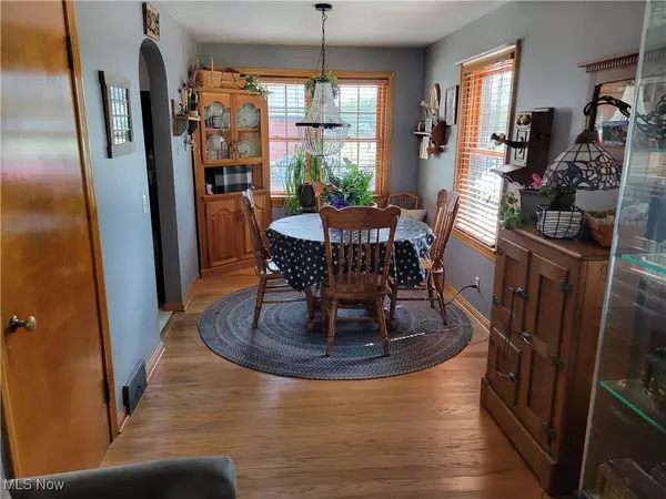 Canton, OH 44708,4626 7th ST SW