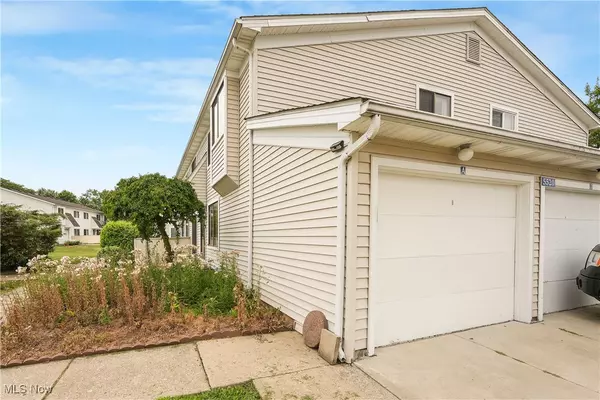 Willoughby, OH 44094,5520 Bretton CT #5-A