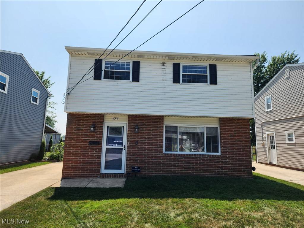 292 Parkway DR, Eastlake, OH 44095