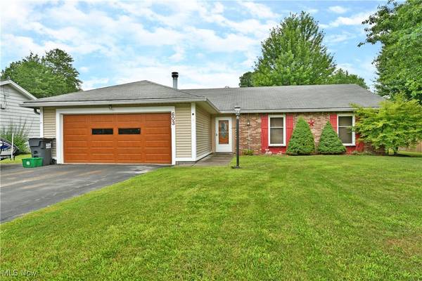 603 Wyndclift CIR, Youngstown, OH 44515