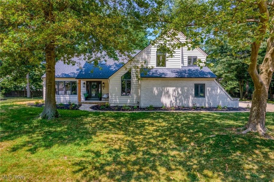 31768 Bayview DR, Avon Lake, OH 44012