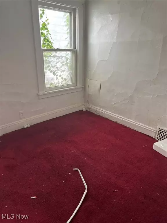 Cleveland, OH 44110,737 E 165th ST