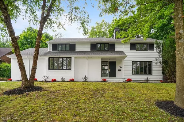 20950 Halworth RD, Shaker Heights, OH 44122