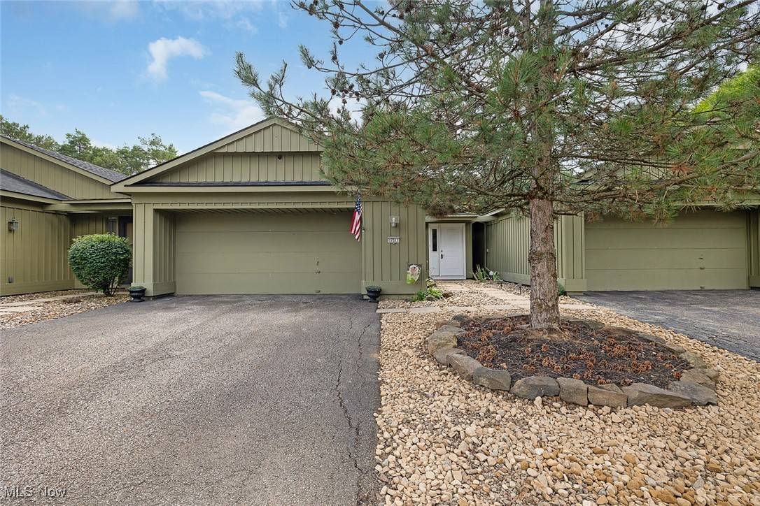 17317 Otani CT, Strongsville, OH 44136