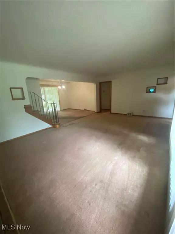 Richmond Heights, OH 44143,506 Richmond RD