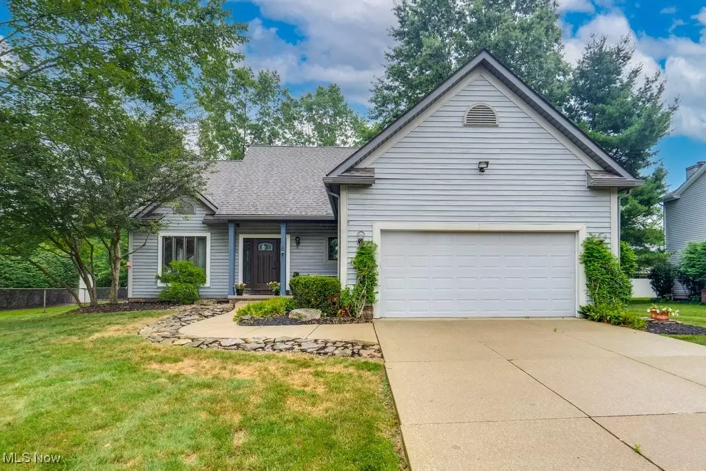 Stow, OH 44224,4739 Emerald Woods DR