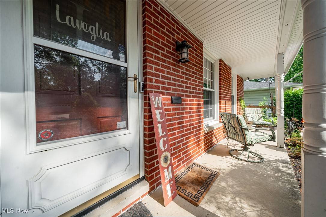 North Olmsted, OH 44070,3195 W 230th ST