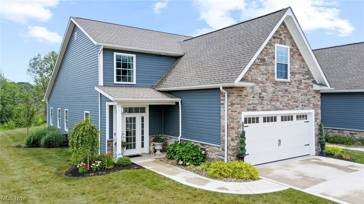 Canton, OH 44708,3560 Red Tail CIR NW