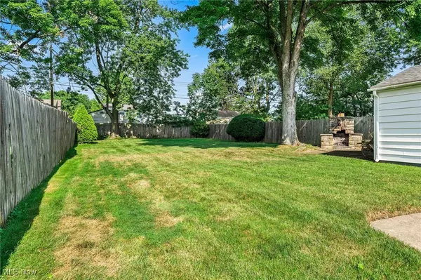 Cuyahoga Falls, OH 44221,3196 7th ST