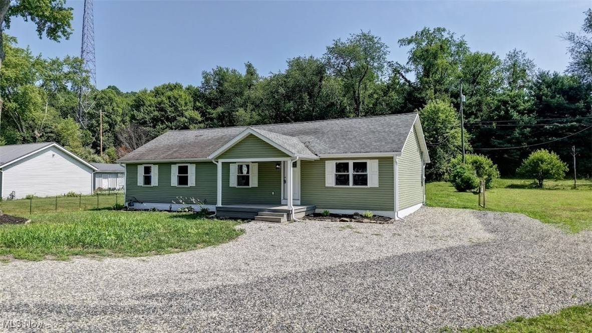 6751 Short DR NE, Dover, OH 44622
