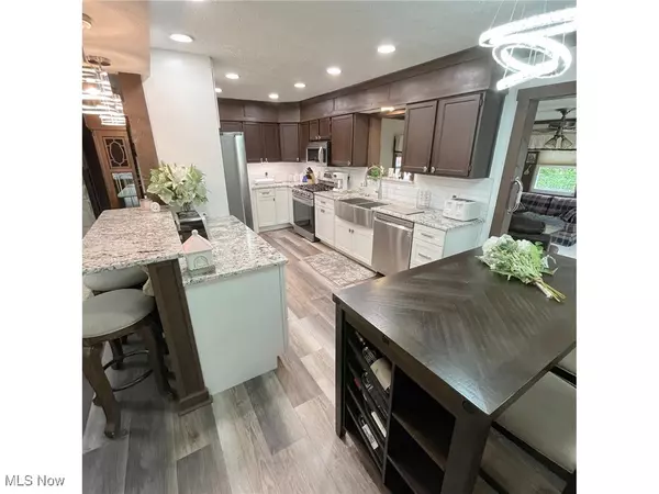 Malvern, OH 44644,411 E Mohawk DR