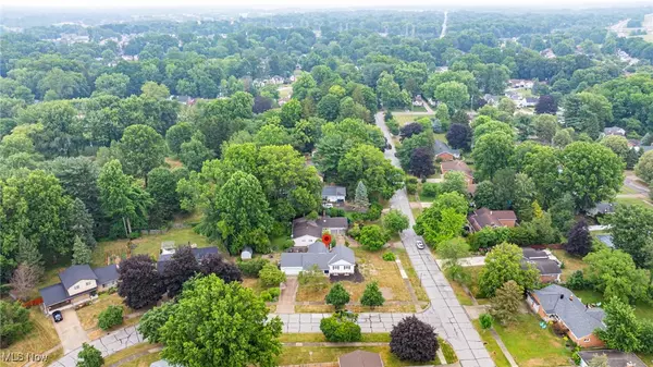 Willoughby, OH 44094,4292 W Bend DR
